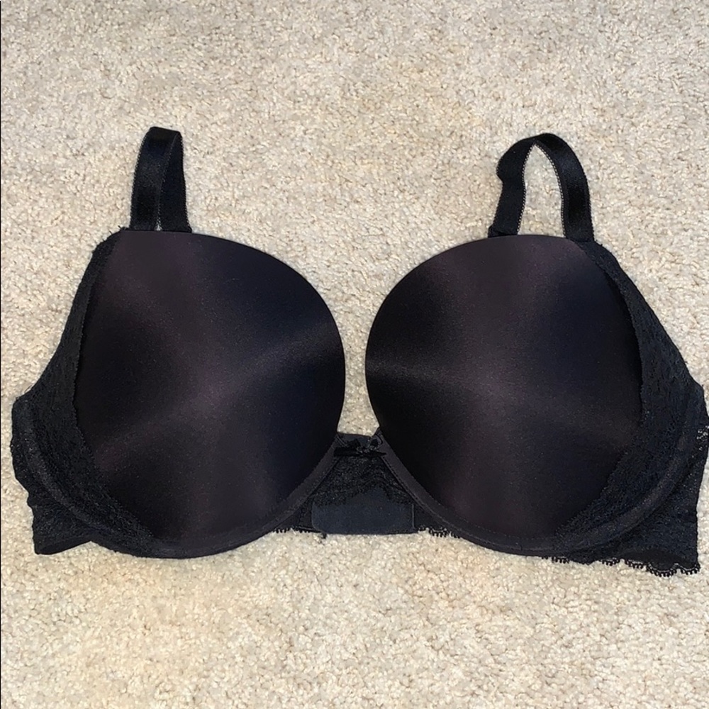 Victoria’s Secret Black Dream Angels Push Up Bra